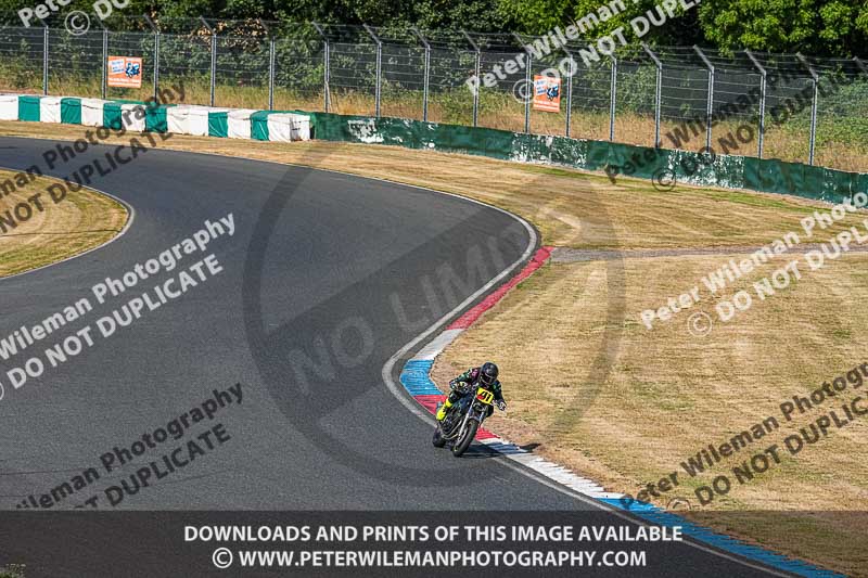 enduro digital images;event digital images;eventdigitalimages;mallory park;mallory park photographs;mallory park trackday;mallory park trackday photographs;no limits trackdays;peter wileman photography;racing digital images;trackday digital images;trackday photos